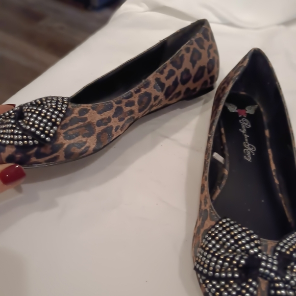 Penny loves Kenny Leopard Print Flats with embellished bows Size 8 1/2 - Picture 2 of 6